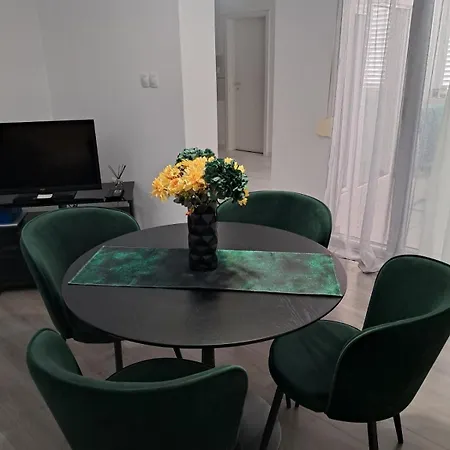 Miroslav Apartament Baška